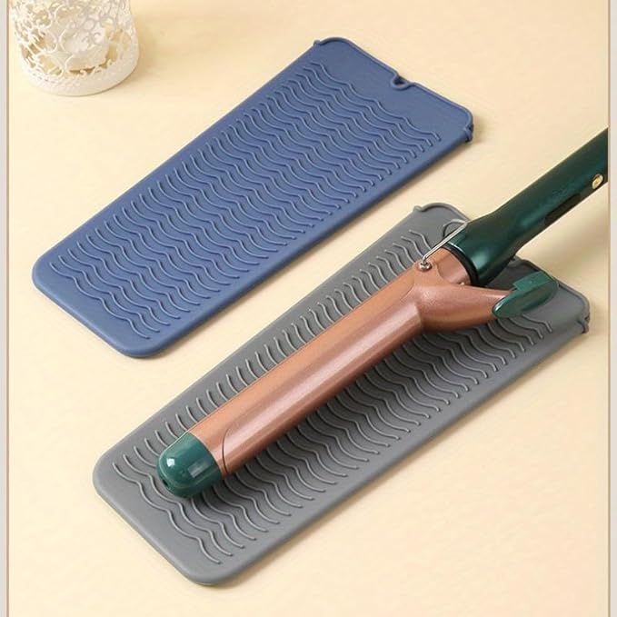 Silicone Heat Insulation Pad, Heat Resistant Silicone Mat Pouch for Flat Iron, Hot Hair Tools, Portable Hair Styling Tool Accessories (Grey)