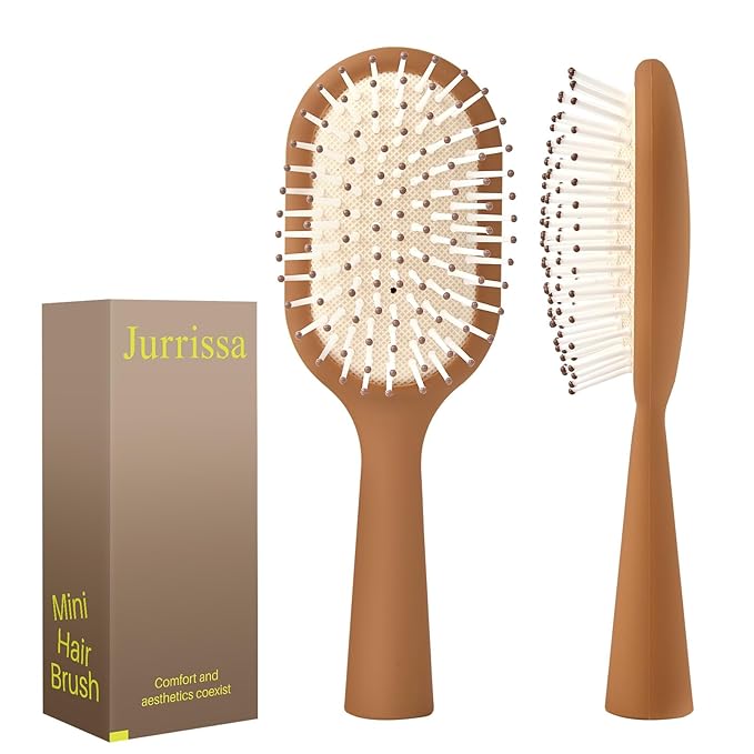 Detangler Hair Bursh for Women Girls Boy and Kids, Small Paddle Brush for Detangling, Protable Travel Size Hair Brush, Suit for Thick Short Curls, Wet and Dry Hair(1 Pack-Brown)