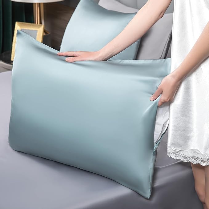 Mulberry Silk Pillowcase for Hair and Skin,Toddler Size Kids Silk Pillow Case with Hidden Zipper,Allergen Proof Dual Sides Soft Breathable Smooth Silk Pillow Cover(Toddler,Aqua Blue)