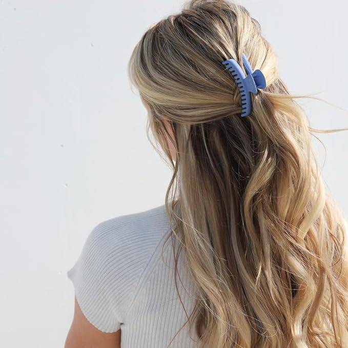 KAXI Hold Everything Mini Hair Claw, Perfect for Thick & Thin Hair, Straight, Wavy or Curly, Strong Clip With 32 teeth & Many Colors to Choose (Sky Blue)