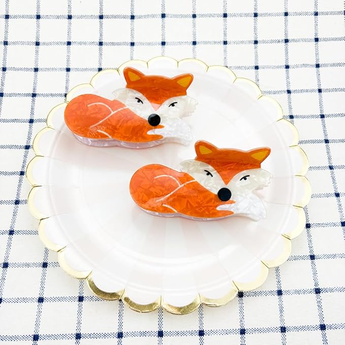 2PCS Orange Fox Hair Claws, Cute Animal Shaped Hair Clips for Women, Charming Fox Themed Hair Accessories for Daily Styling
