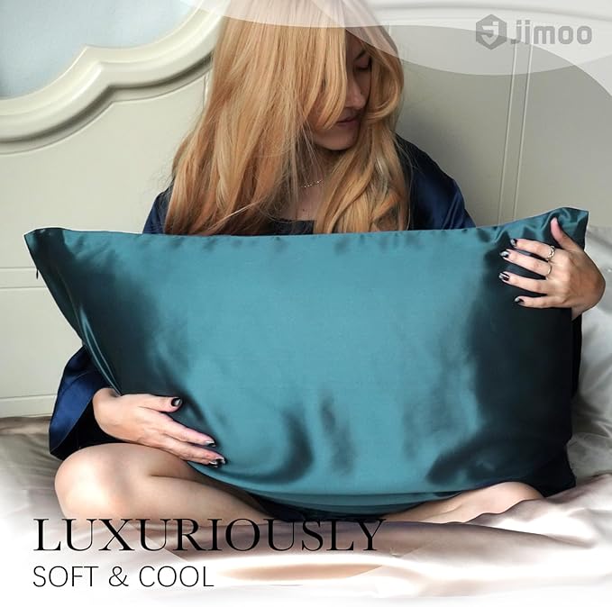 100% Mulberry Silk Pillowcase for Hair and Skin, 22 Momme Pure Natural Silk Pillow Case Both Sided with Zipper, Pillow Cover for Women Mom Men (Fog Blue, Standard 20''×26'', 1 Pack)