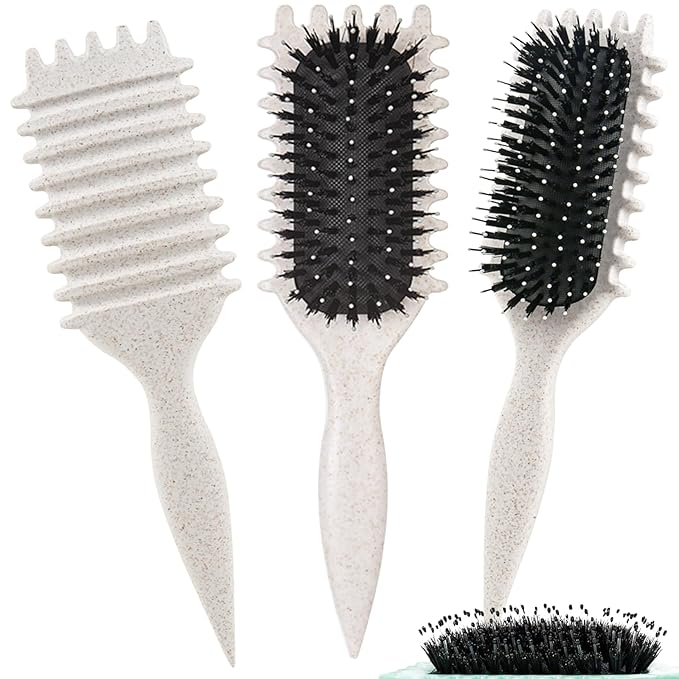 Curl Defining Brush, 1 PCS Curly Hair Brush, Brush for Curly Hair, for Combing and Shaping Men's and Women's Curls to Reduce Pulling (Beige)