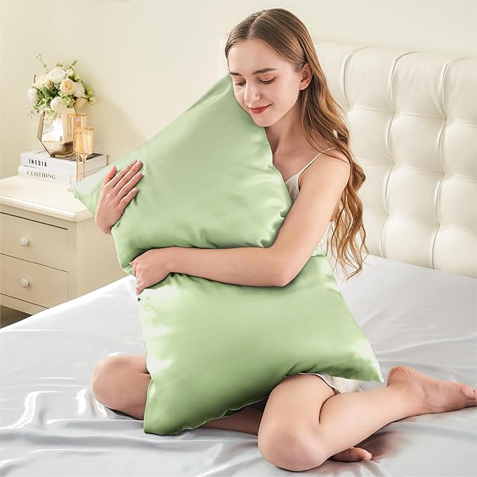 INFIIXSO Silk Pillow Cases 2 Pack Standard Size, Ultra Smooth & Soft Mulberry Silk Pillow Case for Hair and Skin, Breathable Cooling Silk Pillowcase with Hidden Zipper (Sage Green, 20x26 Inches)