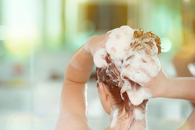 The Body Shop Ginger Scalp Care Shampoo, Dry, Flaky Scalp, With Ginger Root Essential Oil, Scalp Feels Soothed From Dryness, Vegan | 400 mL / 13.5 Oz