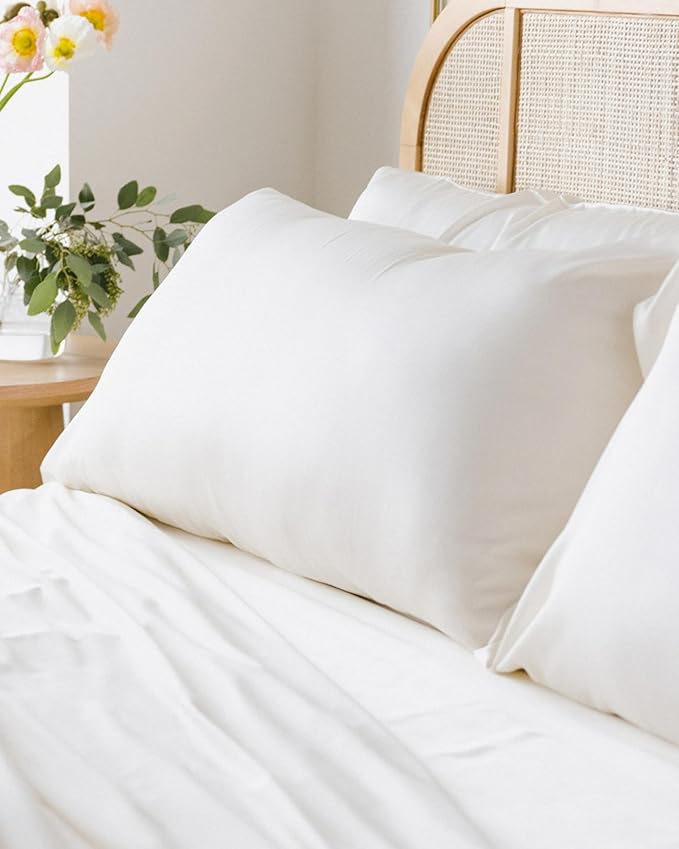 Cozy Earth Standard Pillowcases Set of 2 - Made of 100% Viscose from Bamboo, Ultra-Soft & Luxury, Woven from Naturally Breathable & Lightweight Fabric - White