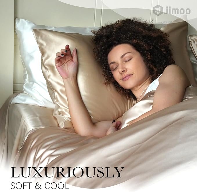 100% Mulberry Silk Pillowcase for Hair and Skin, 22 Momme Pure Natural Silk Pillow Case Both Sided with Zipper, Pillow Cover for Women Mom Men (White, Standard 20''×26'', 1 Pack)