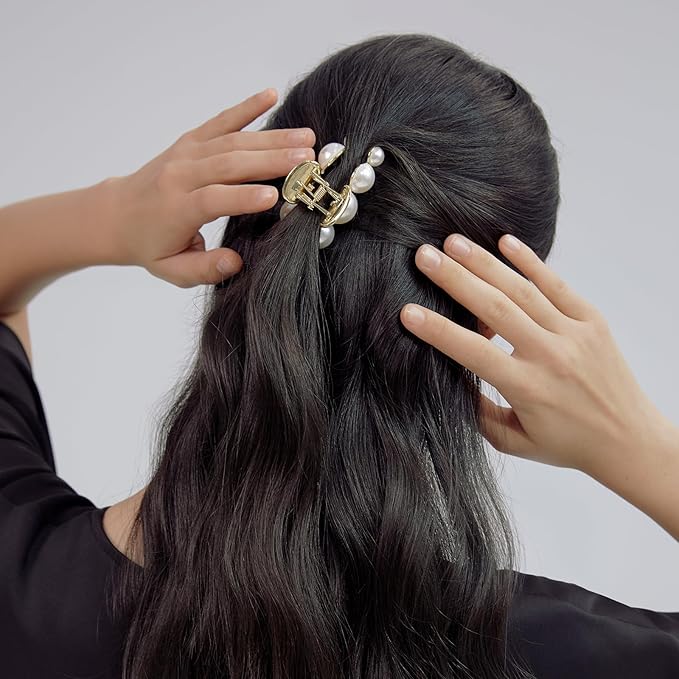 SHE'S FREE STYLE JUST FOR YOU Baroque Pearl Hair Claw Clip, Vintage Golden Claw, 2.6 Inch Medium Size, French Style Hair Accessory for a Classic, Elegant Look