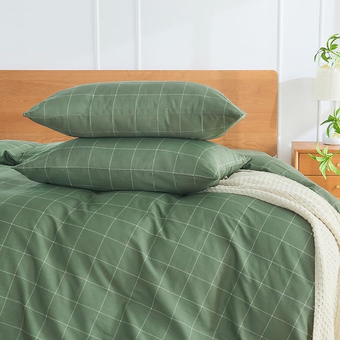 JELLYMONI 100% Natural Cotton Plaid Standard Pillowcases Set, 2 Pack White with Green Grid Geometric Pattern Printed Pillow Covers with Envelope Closure(Pillows are not Included)